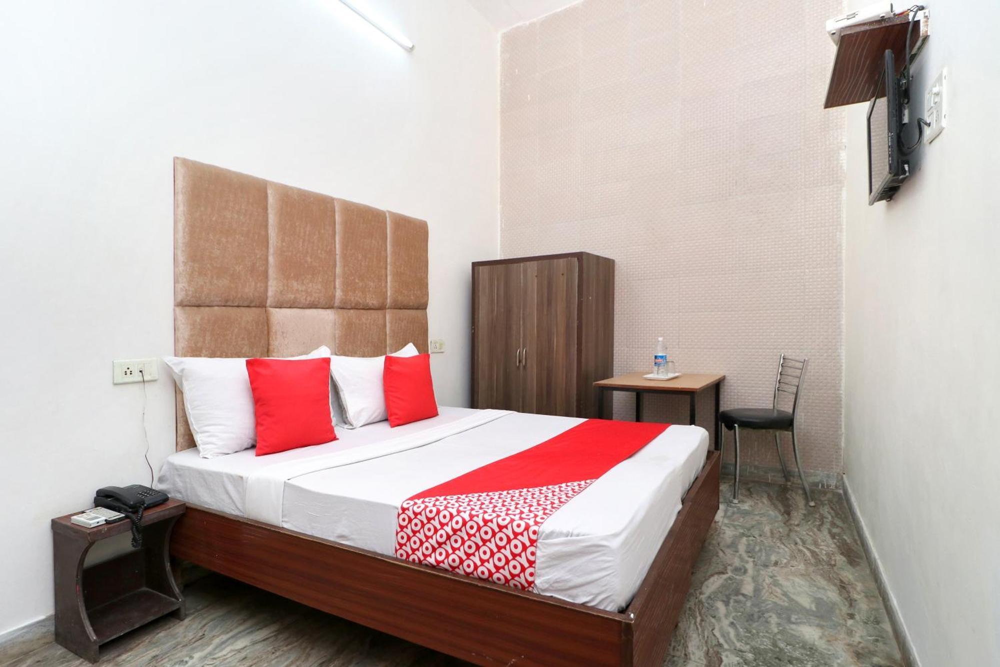 Hotel O Rr Villa Chandīgarh Zewnętrze zdjęcie