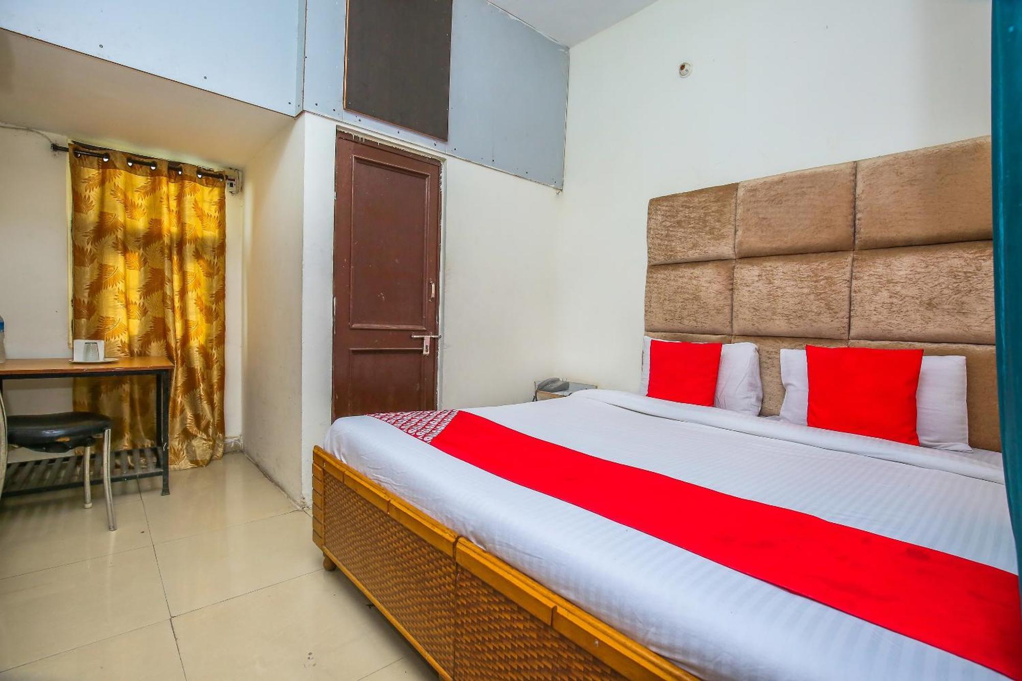Hotel O Rr Villa Chandīgarh Zewnętrze zdjęcie
